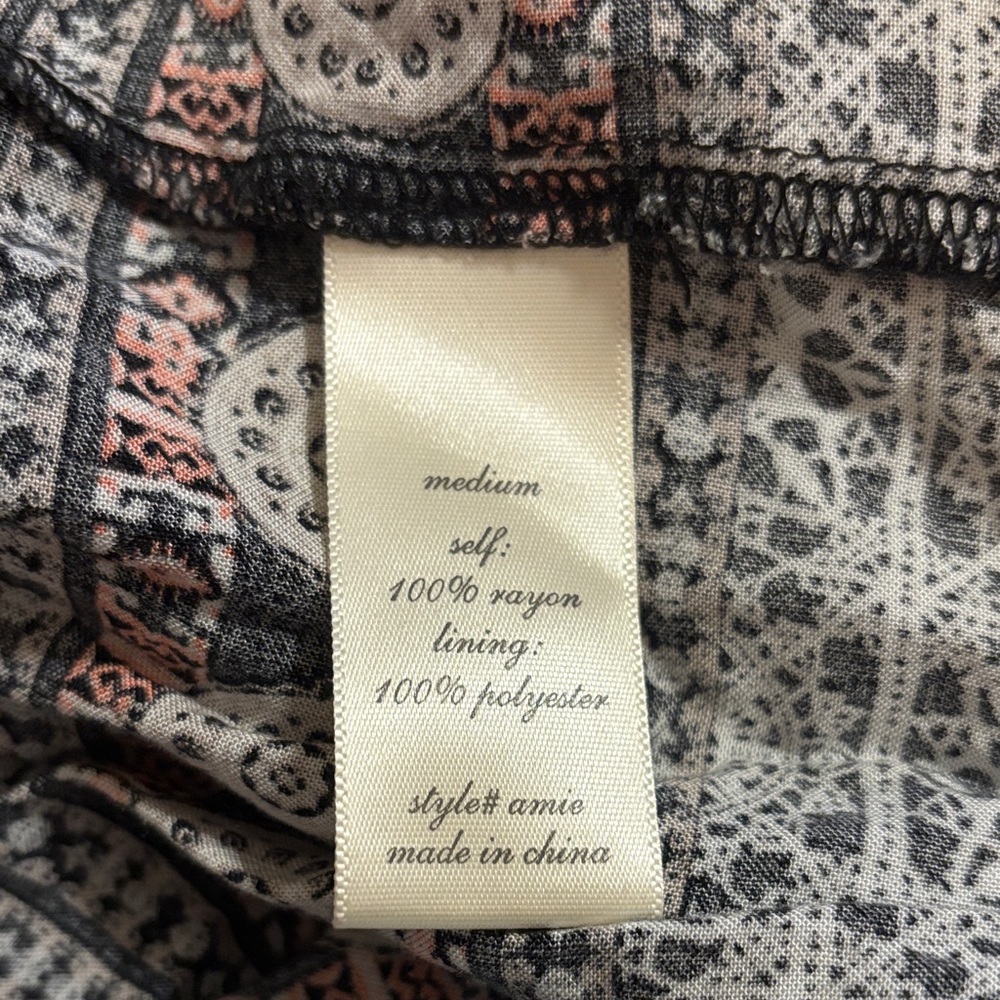Buttons Black and White Geometric Maxi Dress - Picture 6 of 7